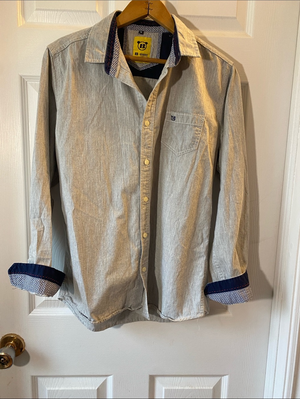 B-Story Collection XL Button Down Shirt Gray Contrast Cuff 100% Cotton